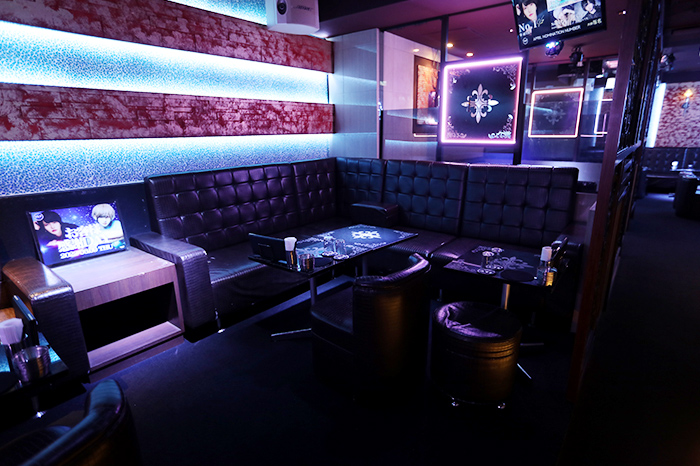 1LY by ACQUA