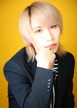 華咲ハニ