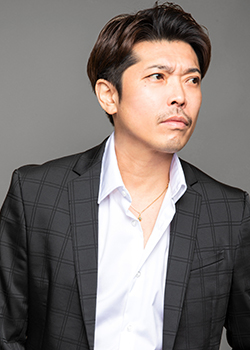 鯰 健太