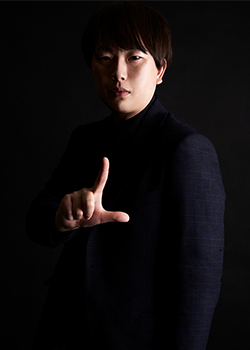 鷹也