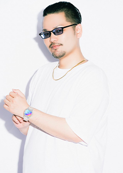 名以輝