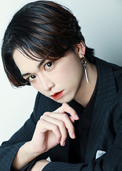 皐月ハル