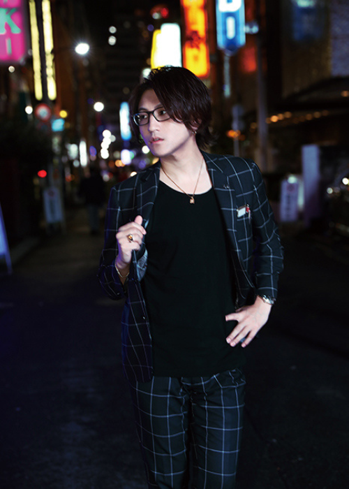 宏咲尋